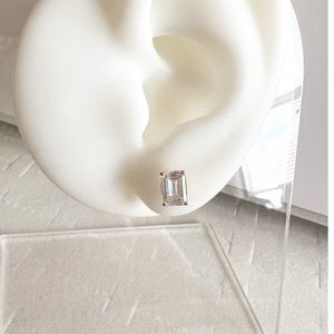 18k Solid Gold Emerald Cut Earring , AU750 Stamped